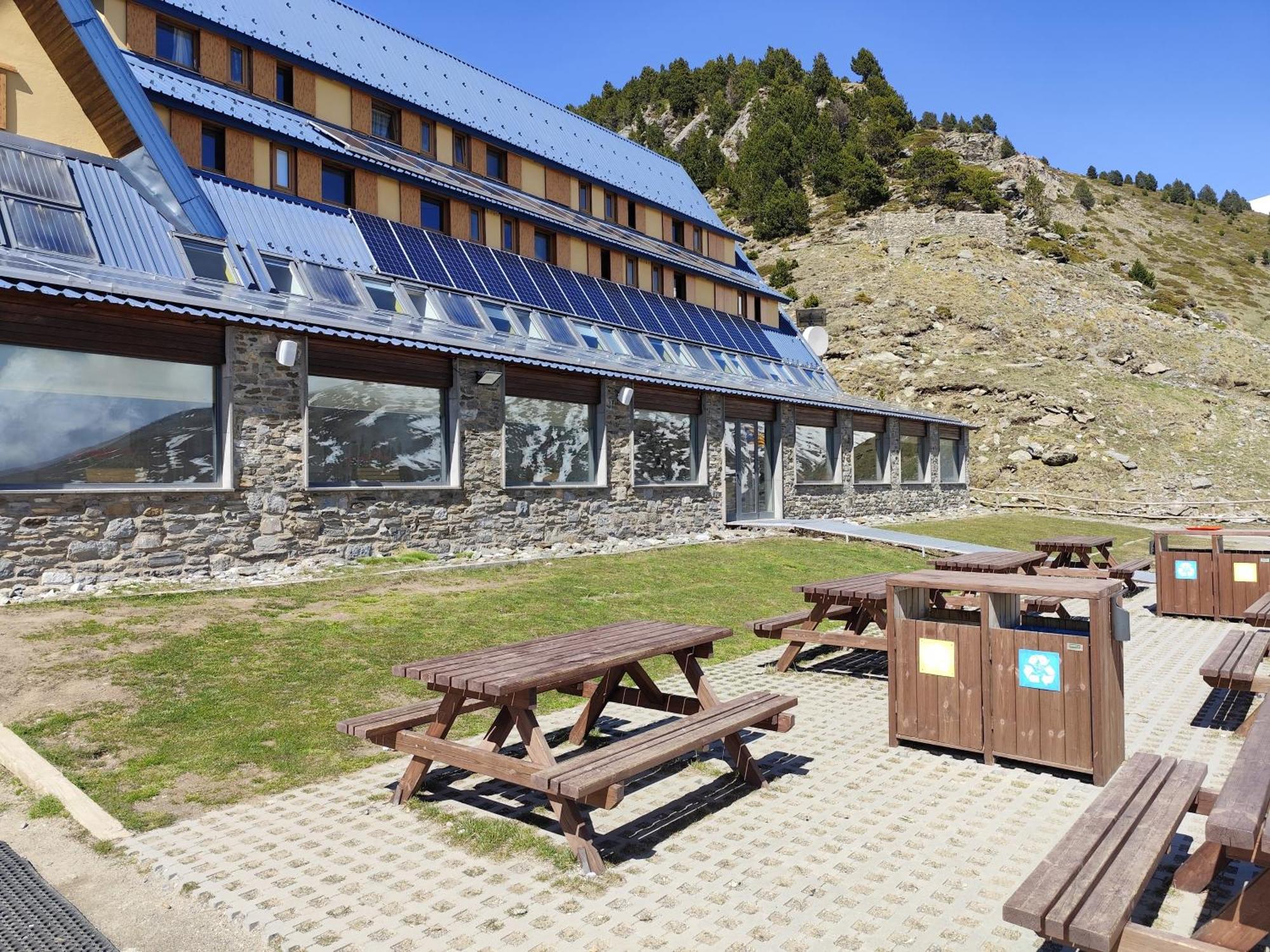Nuria Xanascat Hostel