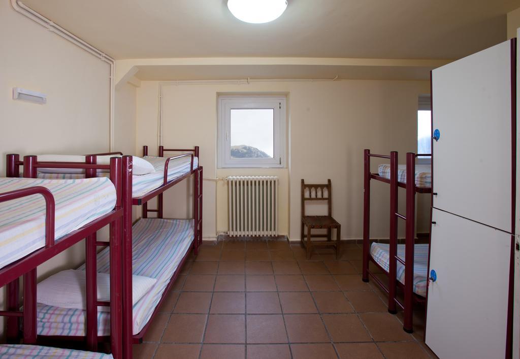 Nuria Xanascat Hostel